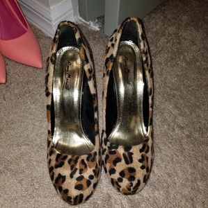 Size 9 Leopard Heels